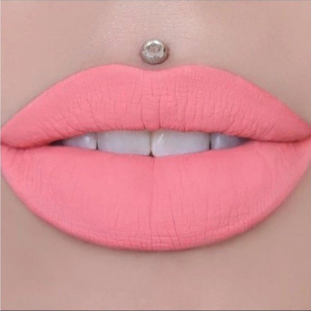 Jeffree Star 714 Velour Liquid Lipstick